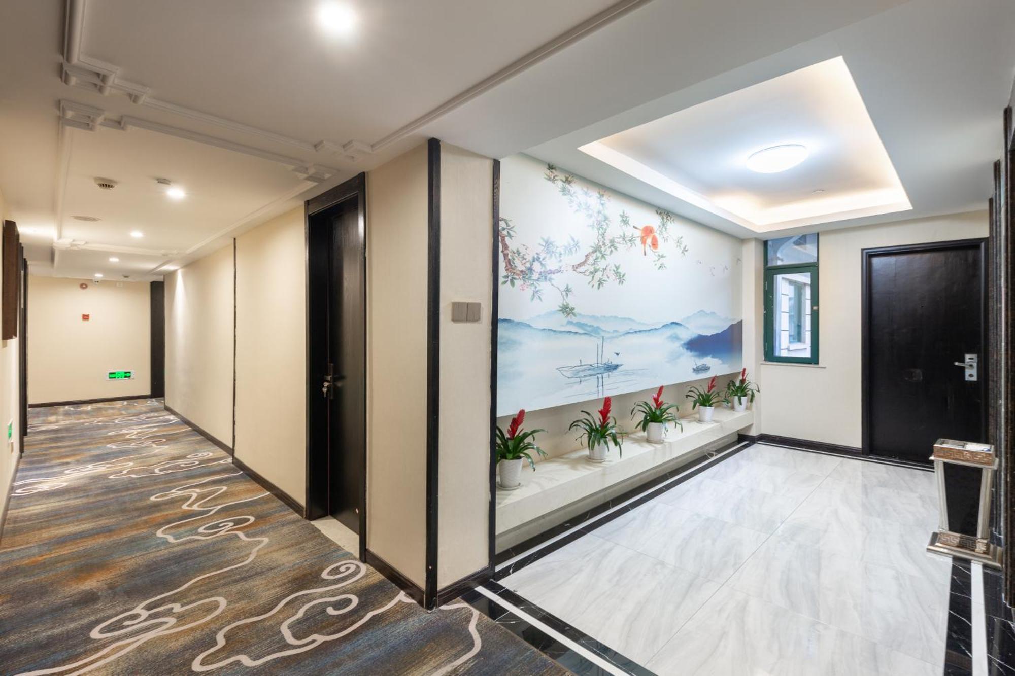 Yiwu Luckbear Hotel Exterior foto